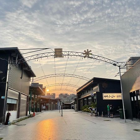 Moment Inn Tainan Exterior photo
